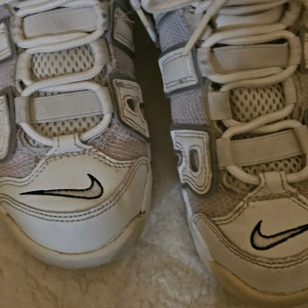 Nike Kids White Air Uptempo Low  Sneakers 13C